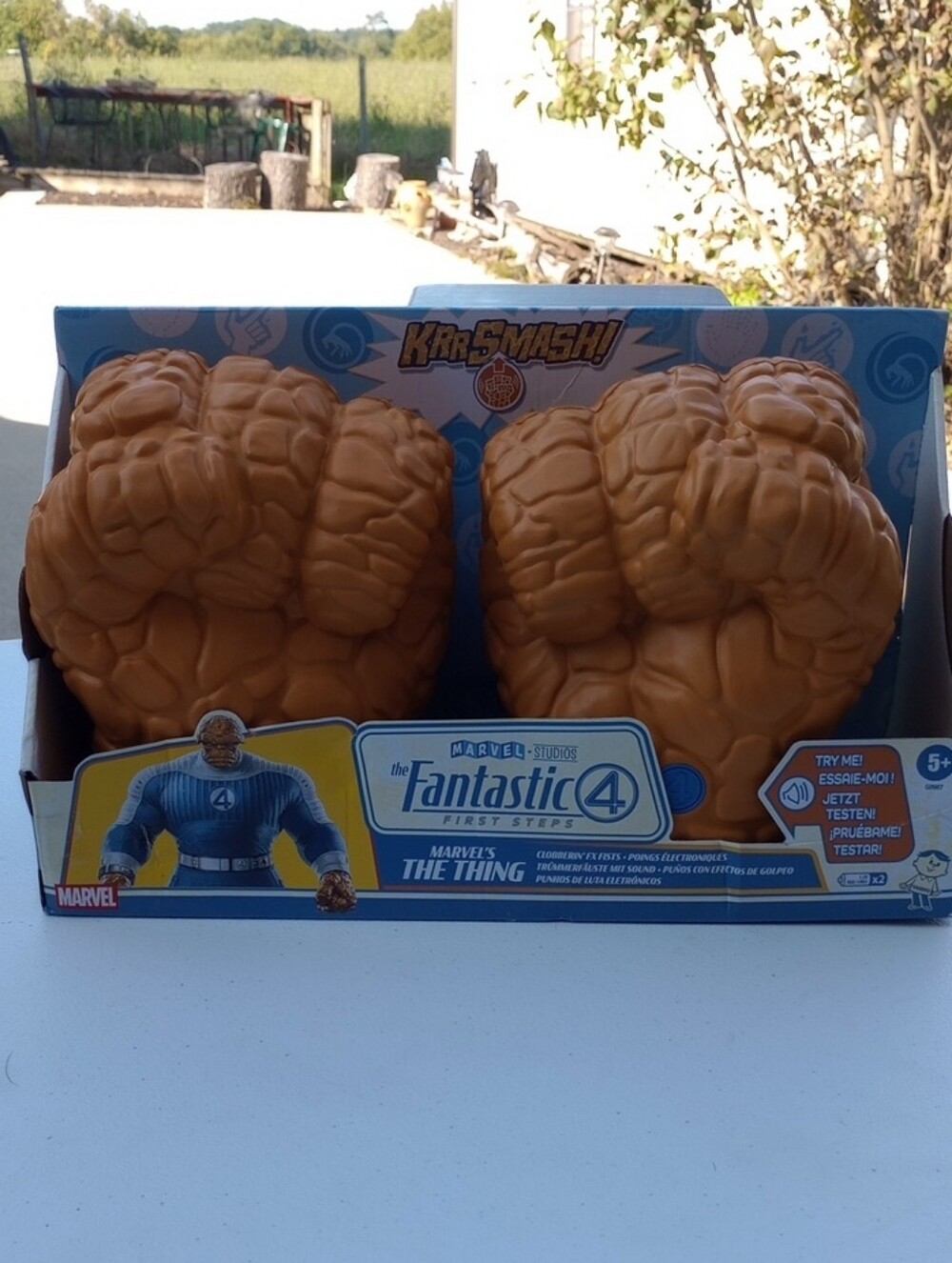 Marvel The Fantastic 4 First Steps The Thing Foam Smash Gloves -